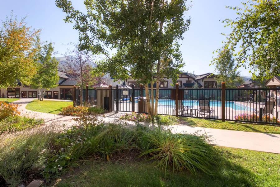 Eagleridge Lodge And Townhomes Steamboat Springs Exterior photo